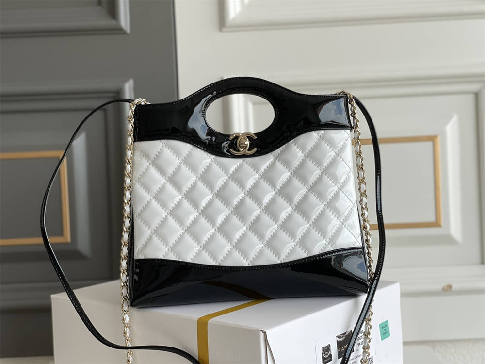 Chanel 31 bag mini 22x23x5.5cm 2025 new 